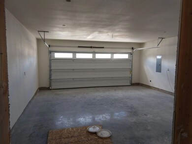 8-Garage-Pre