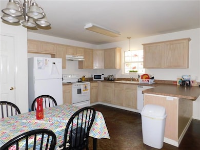 945 Carnation St, Slidell, LA 70460 - photo 6