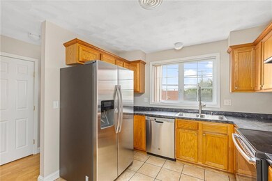80 Silver Spring St unit 1, Providence, RI 02904 - photo 5