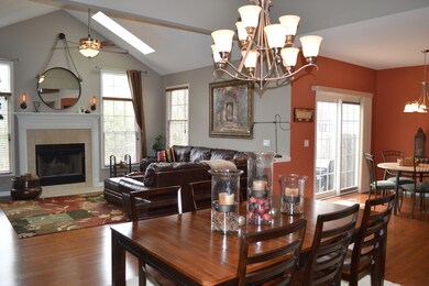 1175 Kingsmill Dr unit 1175, Algonquin, IL 60102 - photo 5