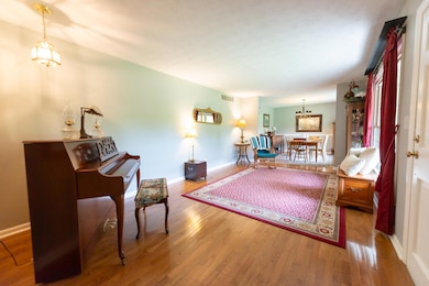 874Sebree