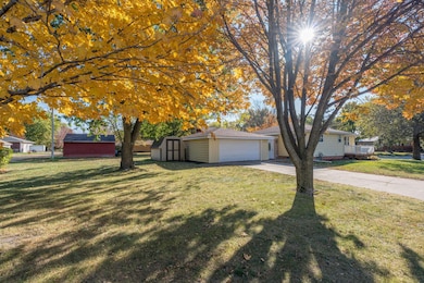 340 2nd Ave S, Amboy, MN 56010 - photo 2