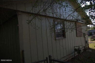 3277 Lancing Lane Left of Home 2