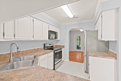 900 Bay Dr unit 42, Niceville, FL 32578 - photo 7