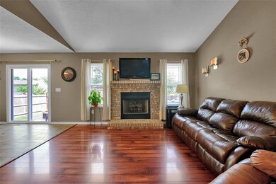 725 Copper Line Rd, Maryville, IL 62062 - photo 4