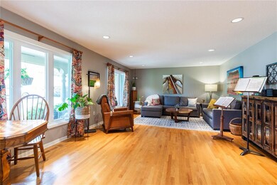 4311 Fox Meadow Dr SE, Cedar Rapids, IA 52403 - photo 5