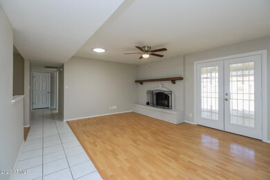 2122 E Frye Rd, Chandler, AZ 85225 - photo 5