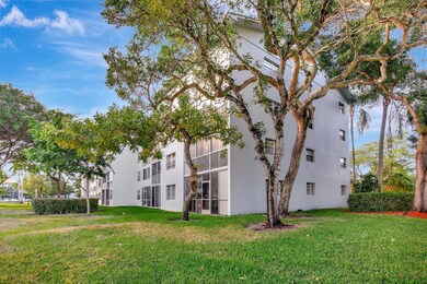 12600 SW 5th Ct unit 410, Pembroke Pines, FL 33027 - photo 2