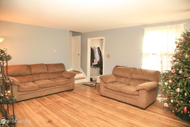 12 Jermain St, Albany, NY 12206 - photo 4