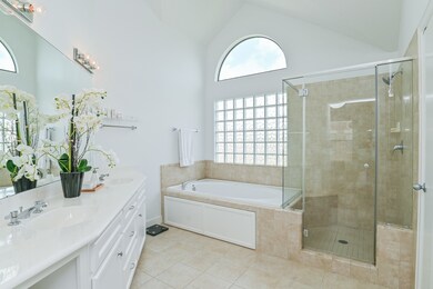 3702 Main Plaza Dr, Houston, TX 77025 - photo 7