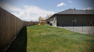 3326 Hardpan Ave, Cody, WY 82414 - photo 5