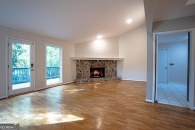 100 Beech Lake Ct, Roswell, GA 30076 - photo 2