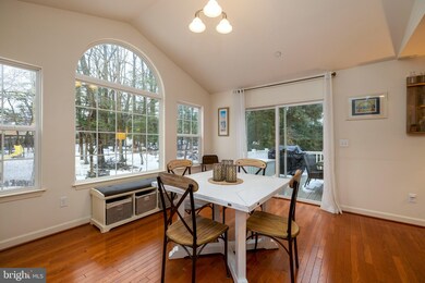 125 Spruce Ln, Annapolis, MD 21403 - photo 6