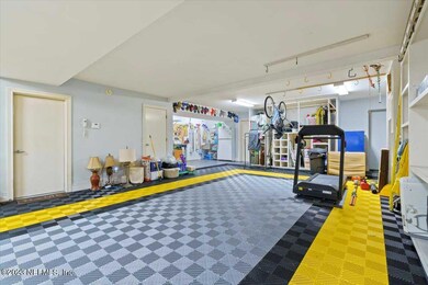 02-Garage