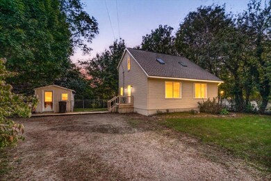 118 Mariette St, Plainwell, MI 49080 - photo 2