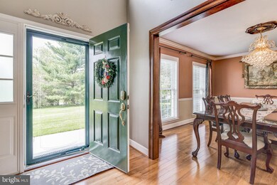 9304 Huntmaster Rd, Gaithersburg, MD 20882 - photo 5