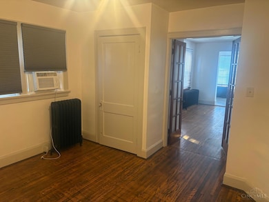 4237 Vine St, Cincinnati, OH 45217 - photo 3