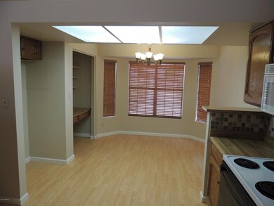 Eat-in-kitchen area