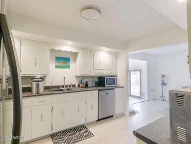4016McClain10