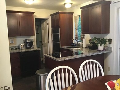 76 Colonial Dr unit 15, White River Junction, VT 05001 - photo 6