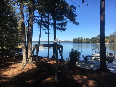 100 Trailing West Water View