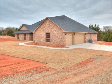 5741 Hillside Dr, Guthrie, OK 73044 - photo 2