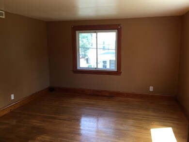 24 North St, Milford, MA 01757 - photo 5