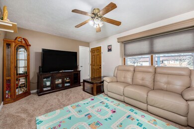 2072oakhollowdr04-