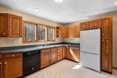 45 Emery St, Merrimac, MA 01860 - photo 7