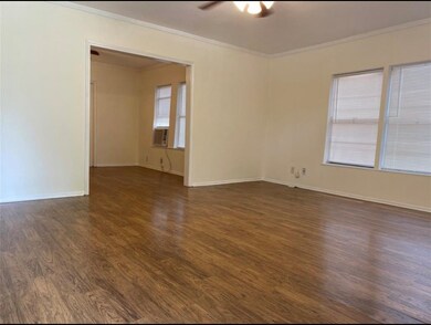 5610 Pickfair St, Houston, TX 77026 - photo 5