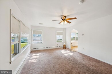 507 Meade Tc, Reading, PA 19607 - photo 3