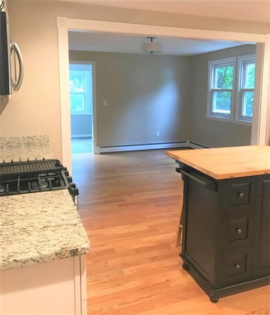 237 High Range Rd, Londonderry, NH 03053 - photo 5