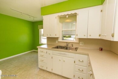 275 kitchen
