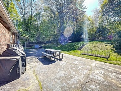 23 Homestead Ave, Holyoke, MA 01040 - photo 7