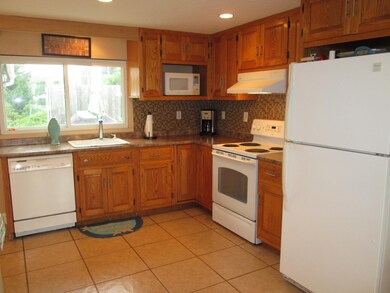 34 Uncle Stephens Rd, Dennis, MA 02670 - photo 5