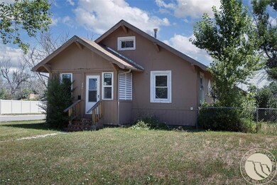721 N Cody Ave, Hardin, MT 59034 - photo 2