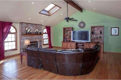 940 Academy Ln, Bryn Mawr, PA 19010 - photo 6