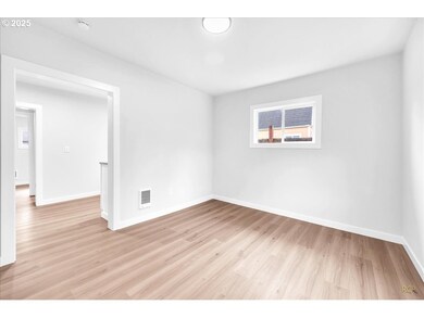 328 18th Ave, Longview, WA 98632 - photo 6