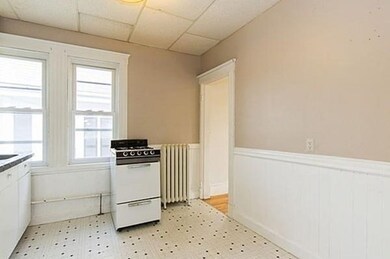 34 Titcomb St unit 3, Newburyport, MA 01950 - photo 5