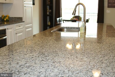 9069 Christopher Ln, Manassas Park, VA 20111 - photo 4