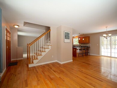 428 E Main St, Yarmouth, ME 04096 - photo 4