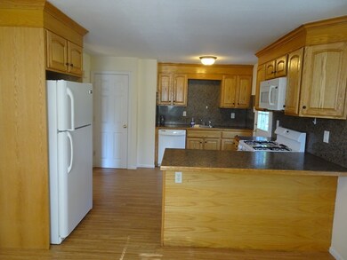 8 Pondover Rd unit 8, Billerica, MA 01821 - photo 3