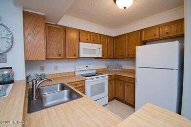 2404 W Fort MacOn Rd unit 103g, Atlantic Beach, NC 28512 - photo 3
