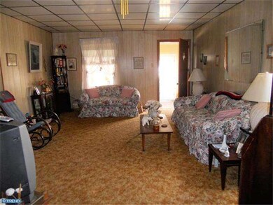 67 N Ridgeway Ave, Glenolden, PA 19036 - photo 3