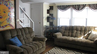 6934 University Dr, Alexandria, VA 22307 - photo 3