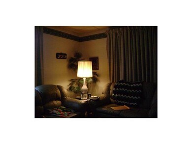 545 Penn Ave, Midland, PA 15059 - photo 2