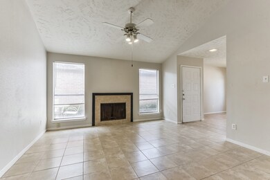 7818 Winehill Ln, Houston, TX 77040 - photo 7