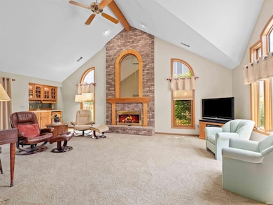 1031 Skyline Pass, Fort Wayne, IN 46825 - photo 5