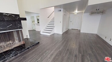 14335 Huston St unit 113, Sherman Oaks, CA 91423 - photo 2