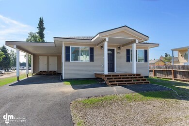 Exterior Front MS_82821-SMALL